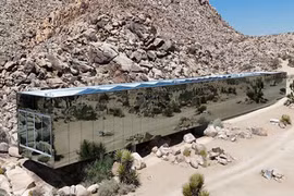 Bên trong "ngôi nhà vô hình" nổi tiếng thế giới