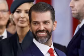 Con trai ông Trump úp mở khả năng tranh cử Tổng thống Mỹ