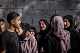 Israel đẩy mạnh tấn công ở thành phố Gaza