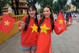 Không khí mừng Quốc khánh 2/9 lan tỏa khắp phố phường Hà Nội