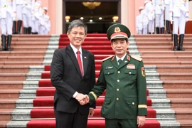 Đại tướng Phan Văn Giang hội đàm với Bộ trưởng Quốc phòng Singapore