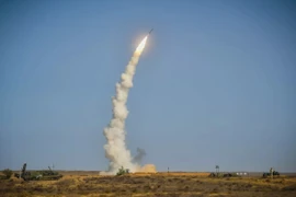 Ấn Độ trang bị tên lửa tầm xa 40N6 cho các hệ thống phòng không S-400