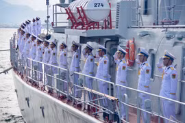 Hải quân luyện tập sẵn sàng cho sự kiện A80 diễu binh trên biển