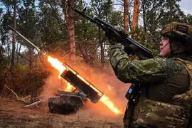 Nga thực hiện kế dương đông kích tây, ồ ạt tiến vào Dnipropetrovsk 