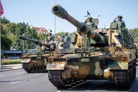 Nga đối mặt kho pháo tự hành K9 giáp biên giới với NATO