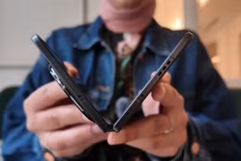 Apple sắp tung 3 bom tấn năm 2026, iPhone gập gây sốc