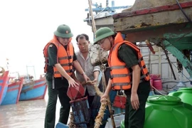 Quân đội huy động hơn 346.000 cán bộ chiến sỹ, 5 máy bay ứng phó bão số 3