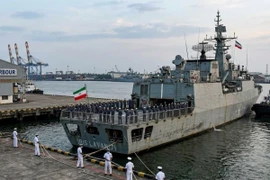 Hai tàu chiến Iran tìm nơi trú ẩn tại Ấn Độ và Sri Lanka