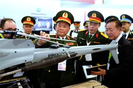 Việt Nam dự triển lãm quốc phòng lớn nhất châu Á