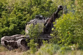 Ukraine tái sử dụng pháo tự hành 2S19 Msta-S thu của Nga 