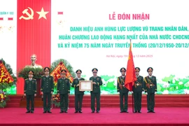 Bệnh viện Quân y 103 đón nhận danh hiệu Anh hùng LLVT nhân dân lần thứ tư