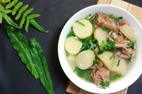 Cách nấu canh khoai từ hầm sườn non ngọt lành, bổ dưỡng cho cả nhà