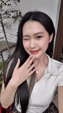 Có thể thấy, kể từ khi về chung một nhà với Văn Hậu, Doãn Hải My ngày càng chứng minh sự trưởng thành và sức hút riêng.