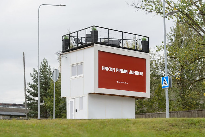 Ngôi nhà tọa lạc ở trung tâm thành phố Voru, Estonia.