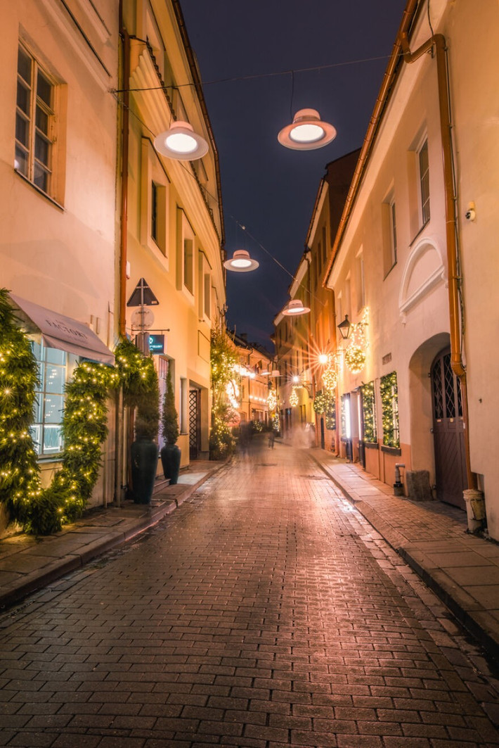 Phố Stikliu ở thủ đô Vilnius yên tĩnh và sạch sẽ.