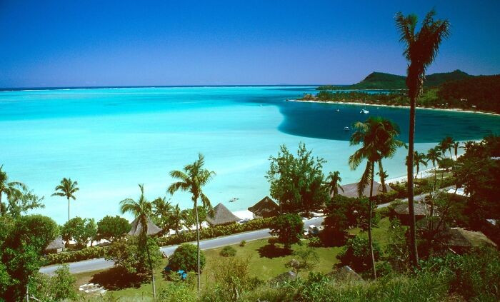 Bãi biển Matira, Bora Bora, Polynesia thuộc Pháp.