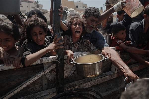 Al Jazeera đưa tin, các cuộc tấn công liên tục của Israel và sự phong tỏa viện trợ trước đó của Tel Aviv đã khiến Gaza đối mặt với cuộc khủng hoảng lương thực nghiêm trọng. Ảnh: Anadolu.