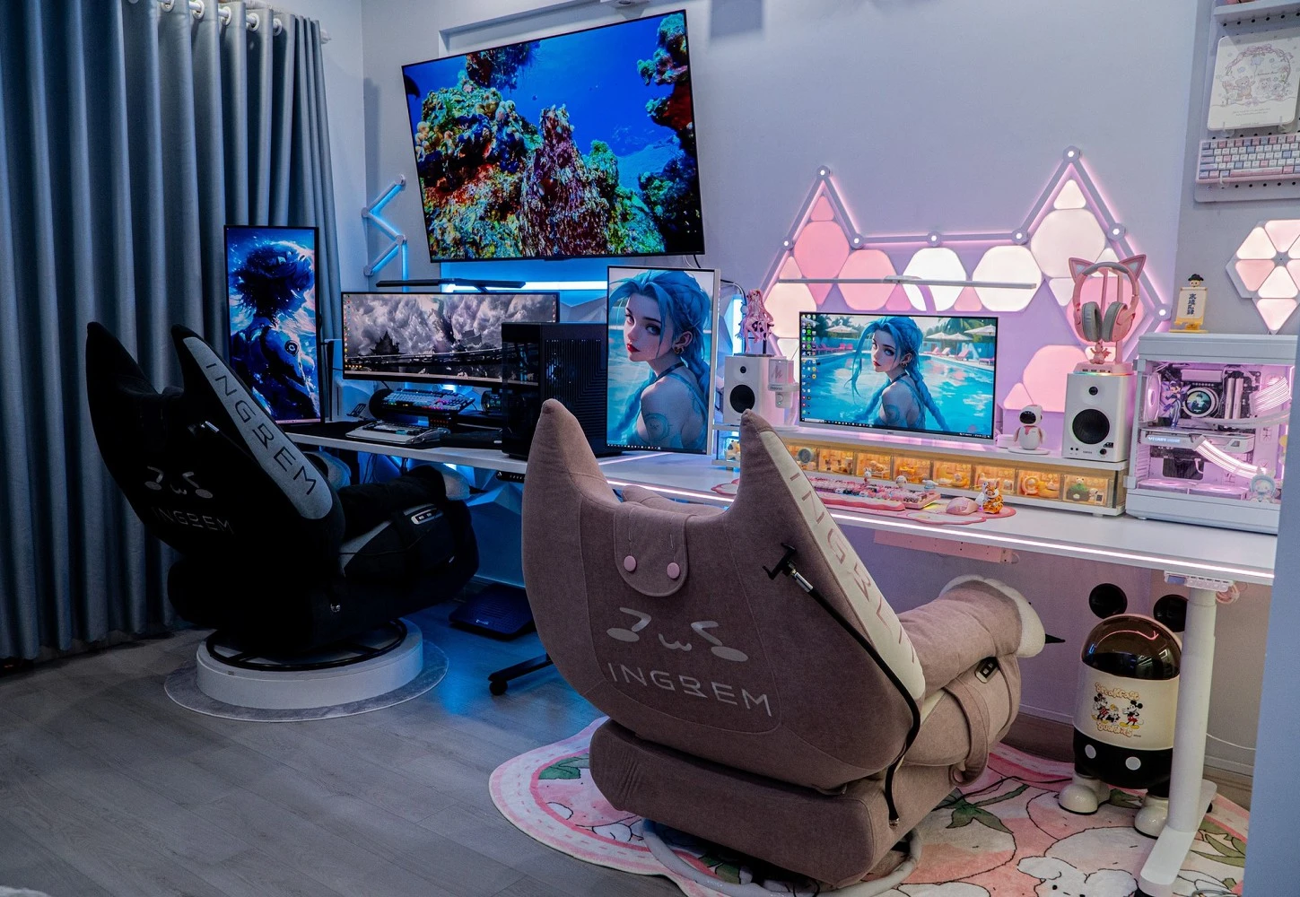 Hot girl khoe góc gaming “bãi biển” khiến dân mạng phát sốt