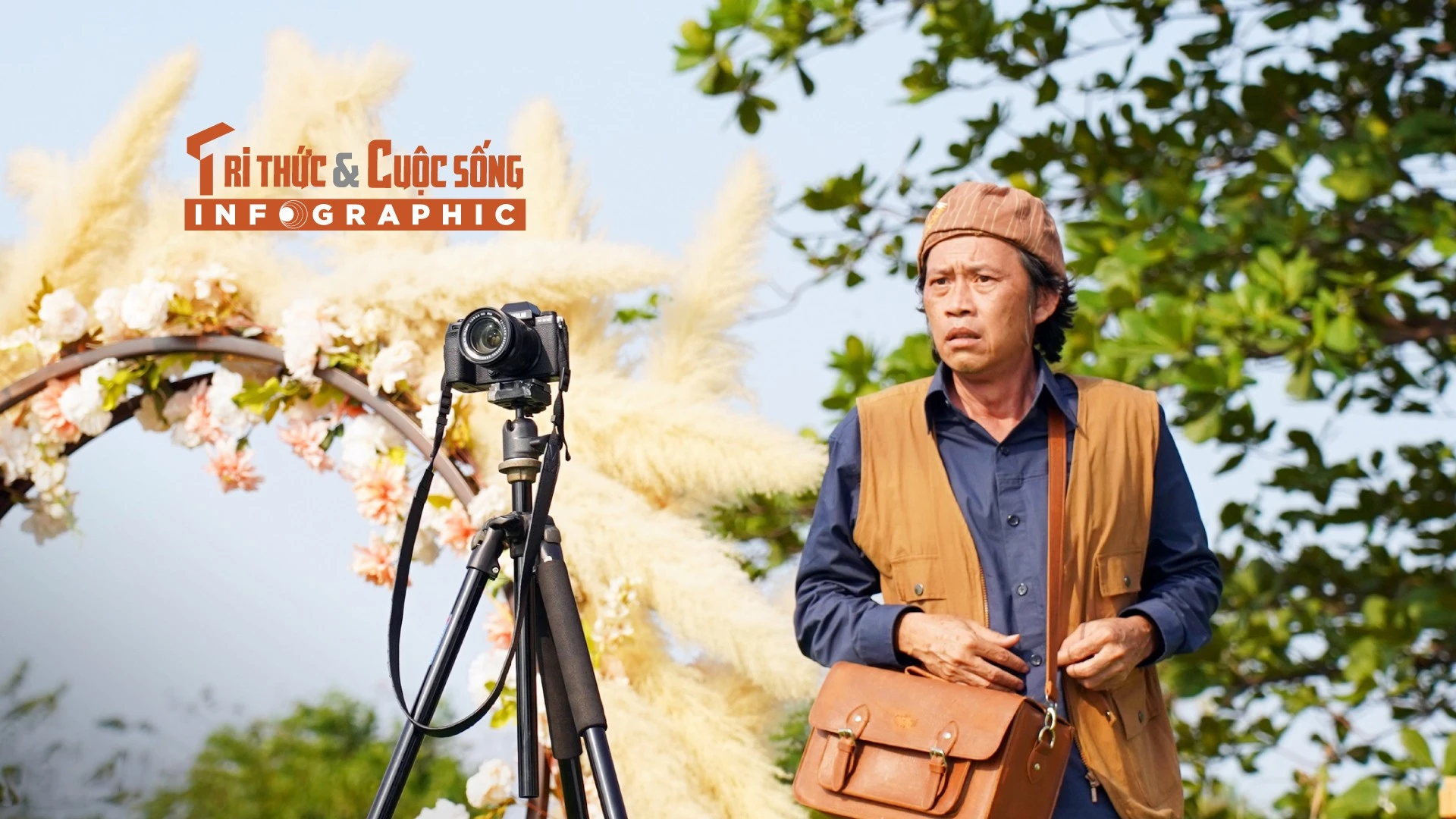 [INFOGRAPHIC] Sự nghiệp nghệ thuật của Hoài Linh trước "Làm giàu với ma 2"