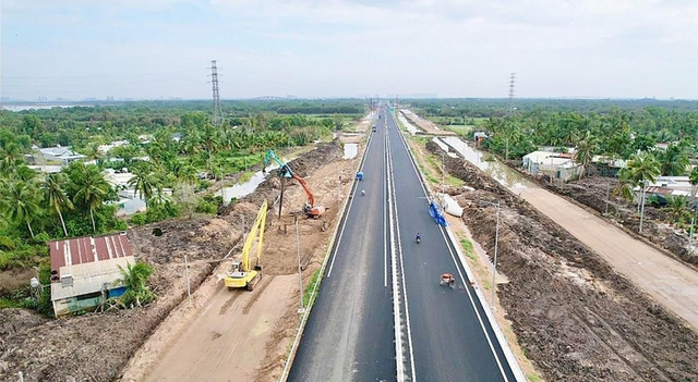 Thi công Dự án Thành phần 3, Dự án Đường vành đai 3 - Thành phố Hồ Chí Minh. Ảnh IT snapedit-1754785466614.jpg