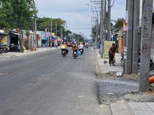 Hệ thống điện dày đặc. Nguồn HĐ z6766791068387-1108d0704c608f02a0056658e7ff2617.jpg