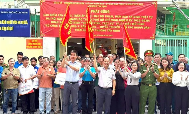 Phường Tân Định phát động cao điểm tấn công, trấn áp các loại tội phạm. Ảnh Ngô Bình 44-7249.png