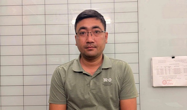 Nguyễn Trọng Long tại cơ quan công an - Ảnh: C.A 2.png