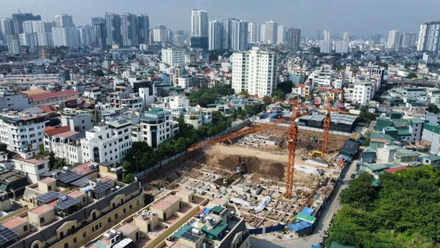 Theo Nghị định 192, nếu chủ đầu tư bán nhà ở xã hội thu cao hơn giá kiểm toán sẽ phải hoàn trả lại cho người dân, trong trường hợp thu thiếu không được thu thêm. Ảnh minh họa 4-1402.png