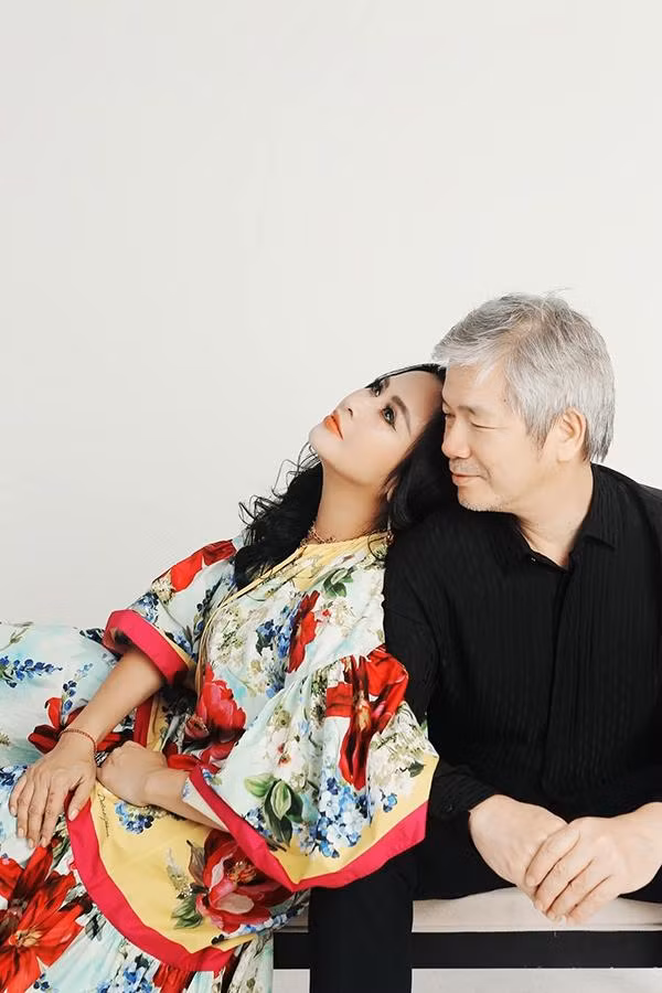 Diva Thanh Lam dung tinh cam chan thanh de ung xu voi con chong-Hinh-3