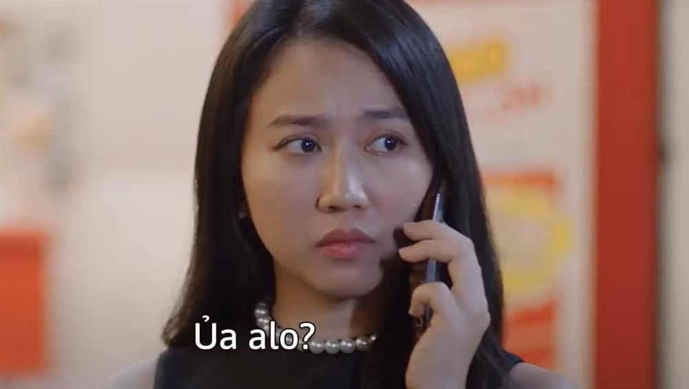 Dù chỉ mất trí nhớ nhưng cách hành xử của Vân như người tâm thần khiến khán giả ức chế. Vai Vân vì thế cũng đang là nhân vật bị khán giả phản ứng nhất hiện nay trên sóng giờ vàng. Vì mất trí nhớ, Vân bắt Nghiêm nghỉ làm đưa mình tới nhiều nơi để khôi phục trí nhớ. Thậm chí cô nàng còn bắt người yêu cũ đưa đi mua đồ lót dù biết anh đã có vợ.