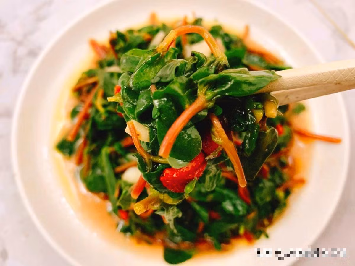 Loai rau dai xua moc day duong, nay duoc coi nhu bau vat-Hinh-6