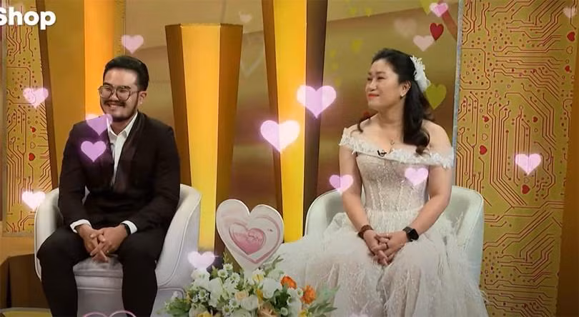 Chang trai cuoi me don than hon 15 tuoi, hon nhan hanh phuc-Hinh-3