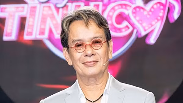 Hon nhan ben vo kem 44 tuoi cua nam nhac si noi tieng