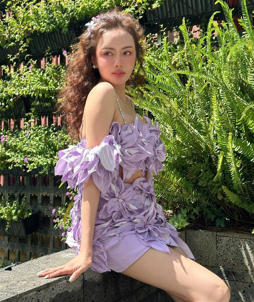 "Hoa khôi bolero" bị bạn lừa tiền, đại gia dụ dỗ - Hình 6 "Hoa khôi bolero" bị bạn lừa tiền, đại gia dụ dỗ ảnh 6