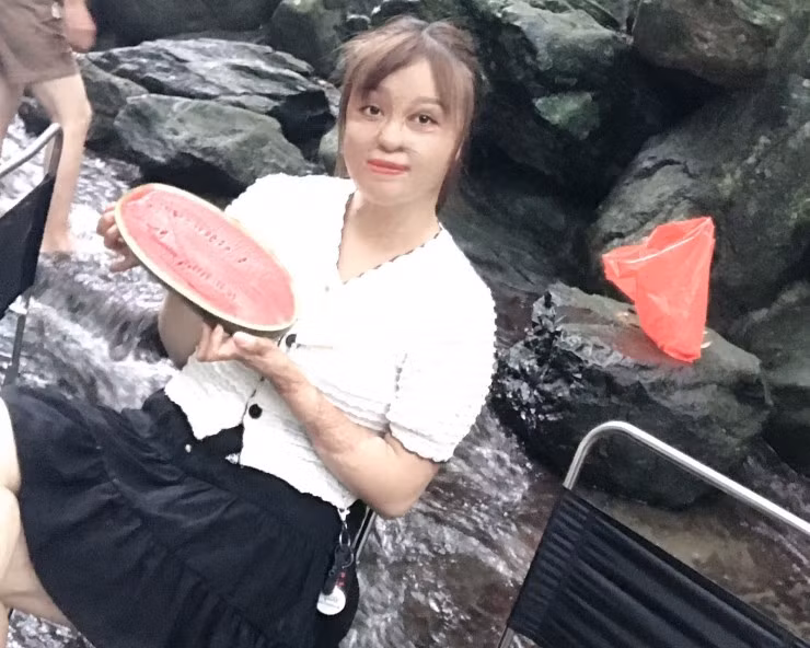 Nguoi vo 8 nam vuot qua con ac mong bi chong tuoi xang dot-Hinh-4