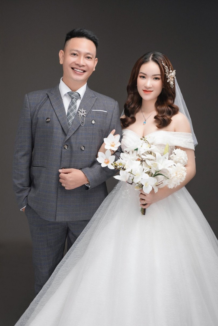 Cô gái Cao Bằng yêu "ông chú" hơn 20 tuổi Co gai Cao Bang yeu