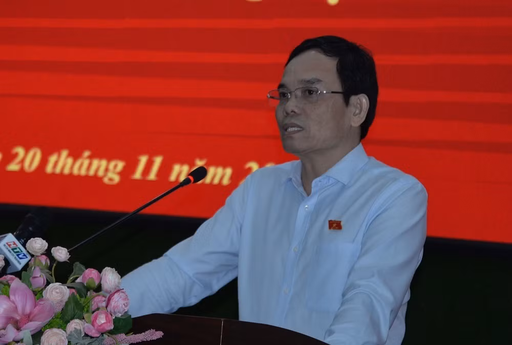 Chua ai xac nhan viec ong Pham Phu Quoc bo 2,5 trieu USD mua quoc tich-Hinh-2