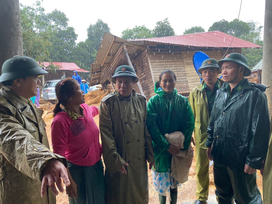 Cuộc gọi lúc nửa đêm của Phó chủ tịch tỉnh tới Bộ trưởng Quốc phòng ảnh 3