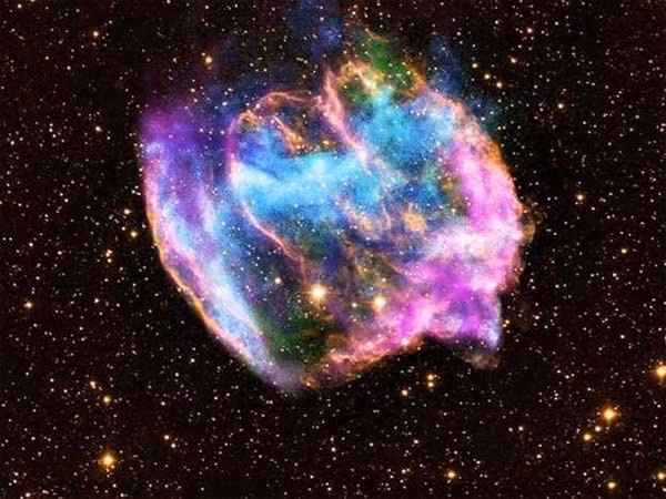 Cậu bé cho hay, với sự giúp đỡ từ cha mình và chú Dave Lan, người điều hành trung tâm quan sát ở Nove Scotia, cậu đã quan sát bầu trời đêm trong tháng 6 với hy vọng sẽ được thấy một vụ nổ sao, và điều cậu ước thành hiện thực. Cậu nói rằng, siêu tân tinh như một ngôi sao nhấp nháy.