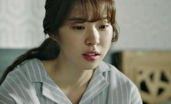 Bat ngo bi phat hien viec dong troi, chong chuyen thang cho toi 1 ty