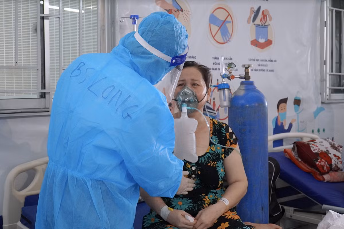 Vi sao nhieu nhan vien y te roi benh vien cong sang benh vien tu?-Hinh-6