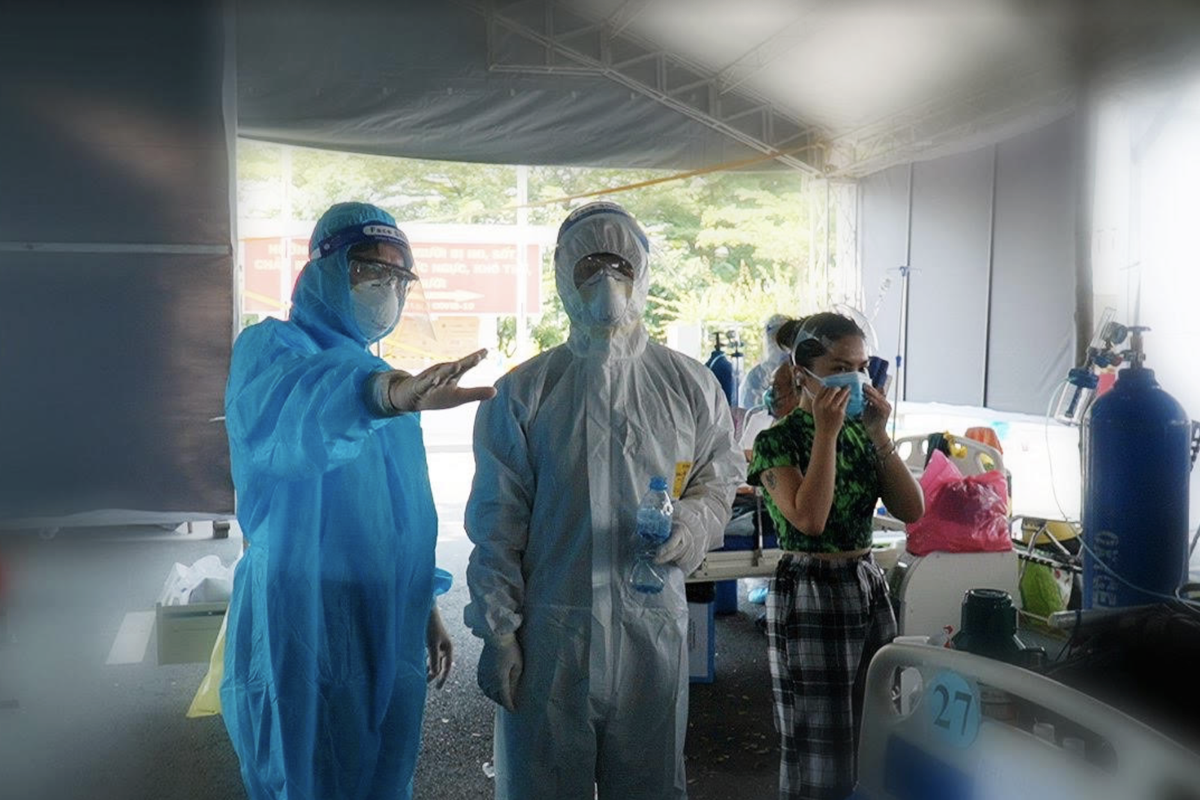 Vi sao nhieu nhan vien y te roi benh vien cong sang benh vien tu?-Hinh-5