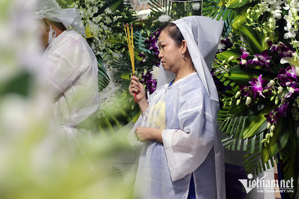 Con gái hé lộ ký ức cay đắng, ngọt bùi về "vua nhạc sến" Vinh Sử ảnh 2