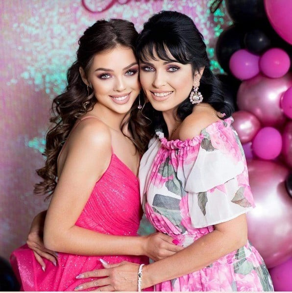 Me vo cau thu Viet: Mat tre mang, U50 body van “lan at” gioi tre-Hinh-2