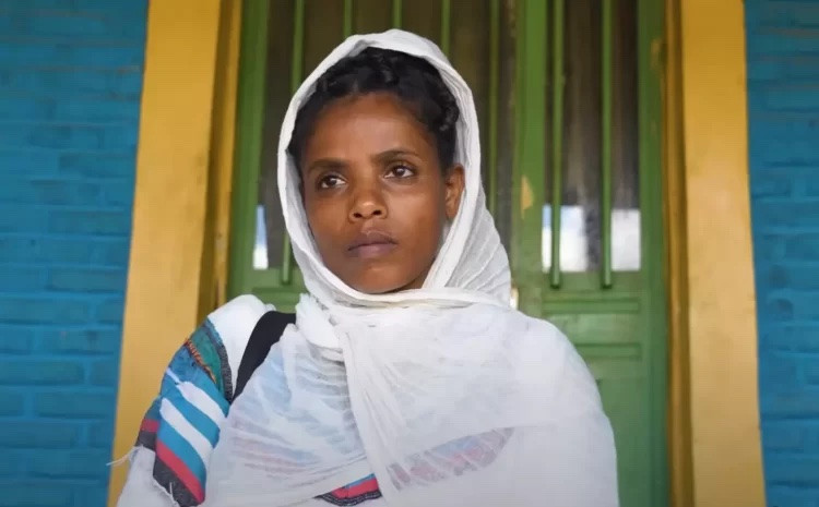 Nguoi phu nu ky la, tuyen bo khong an uong suot 16 nam