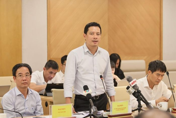 Bộ TT&TT lên tiếng về trend 'ra khơi tìm kho báu của bà Trương Mỹ Lan' Bo TT&TT len tieng ve trend 'ra khoi tim kho bau cua ba Truong My Lan'