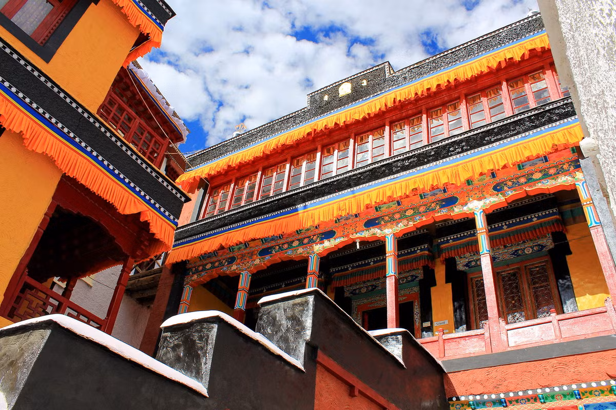 Các tầng trên cùng của tu viện là một kho lưu trữ kinh sách mà chỉ có một số nhà sư được phép tiếp cận. Ảnh: SatyadevHirani.