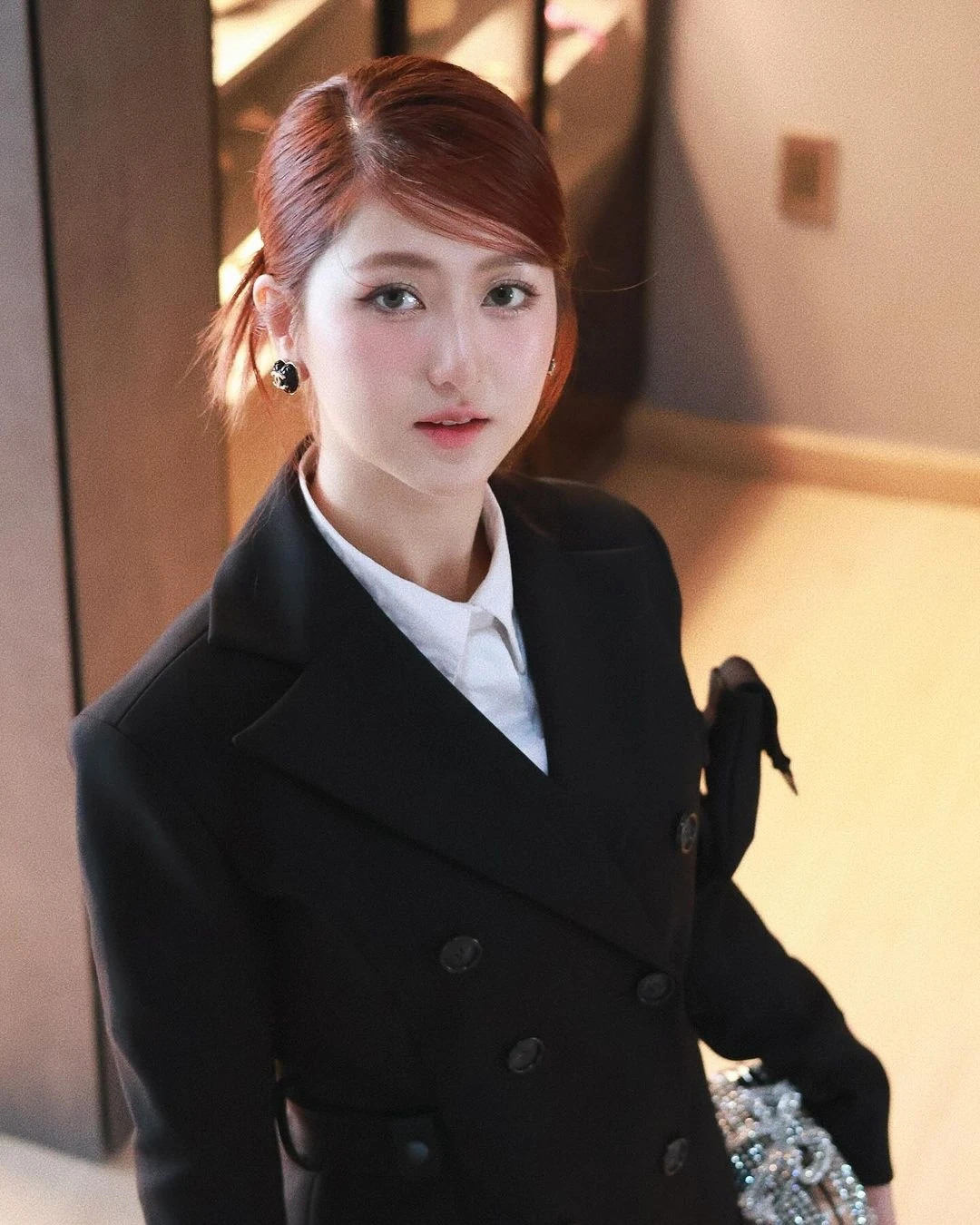 Nang tho 'Mat biec' ghi diem khi di bien-Hinh-4