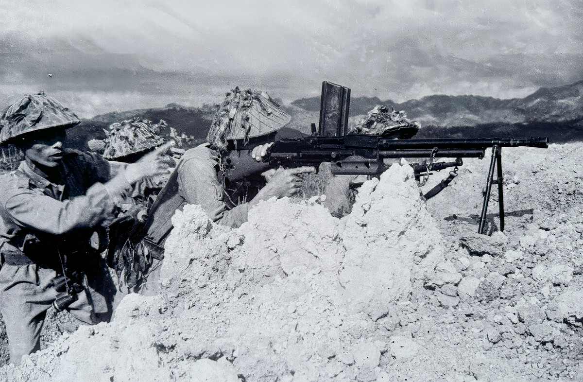 Mũi tấn công của Trung đoàn Thủ đô do anh hùng Phan Quốc Trị chỉ huy tấn công đồn Him Lam.