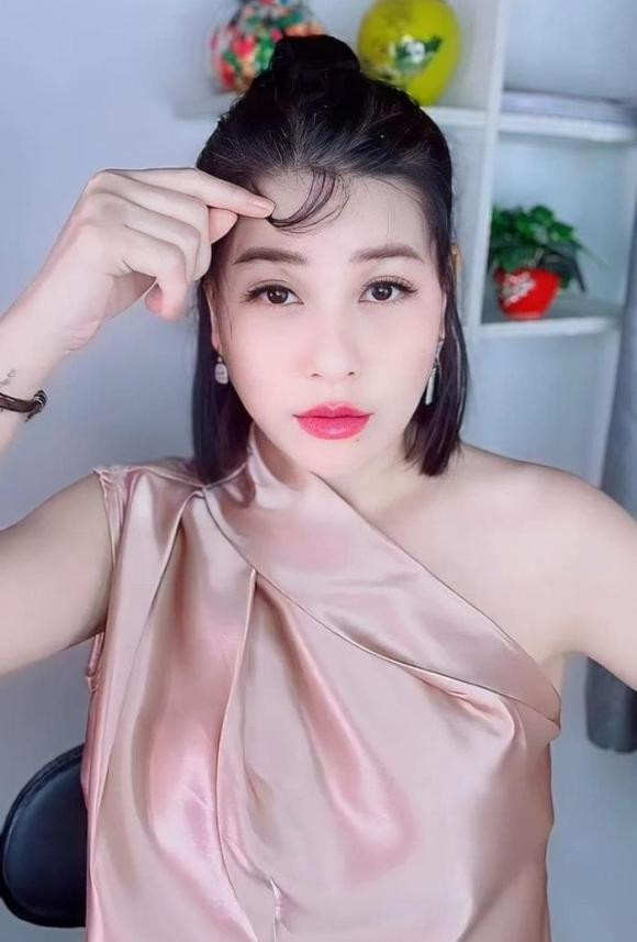 Cat Phuong dap the nao khi duoc hoi co nen danh ghen?